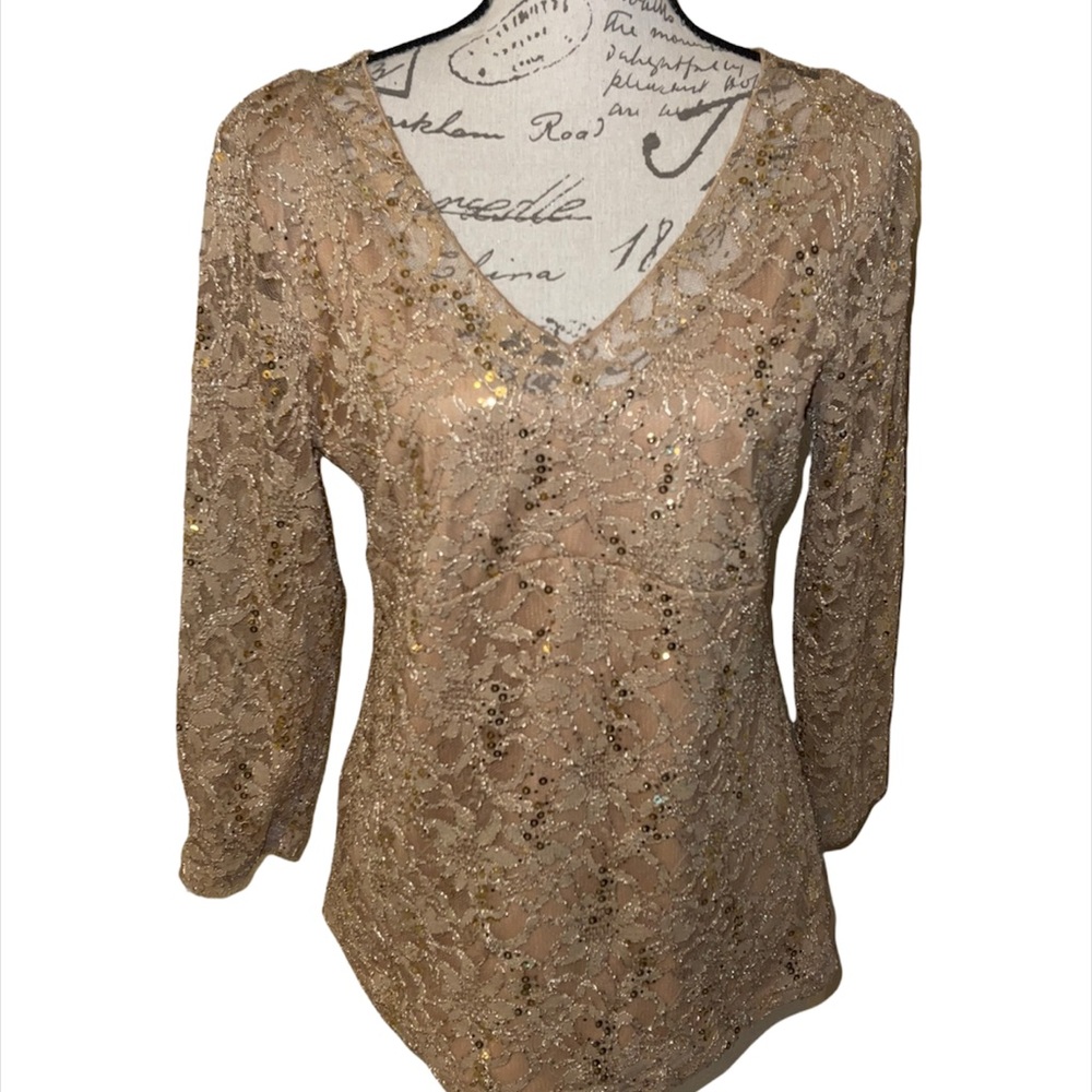 V Christina Top